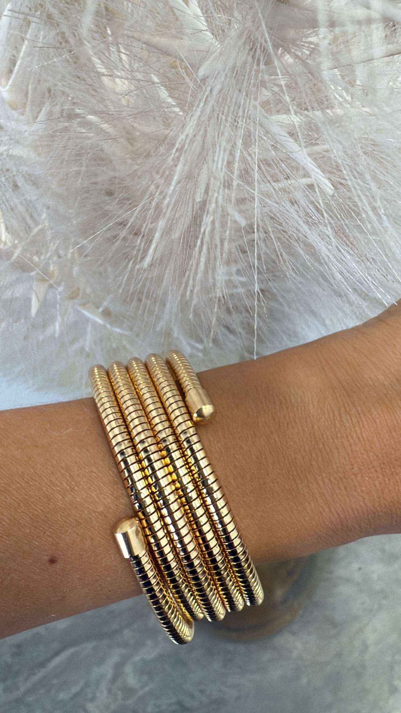 Pulsera Dorada Brazalete